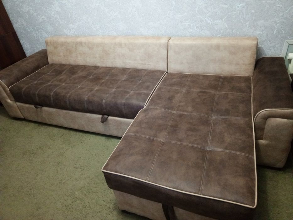 Продам угловой диван в отличном состоянии