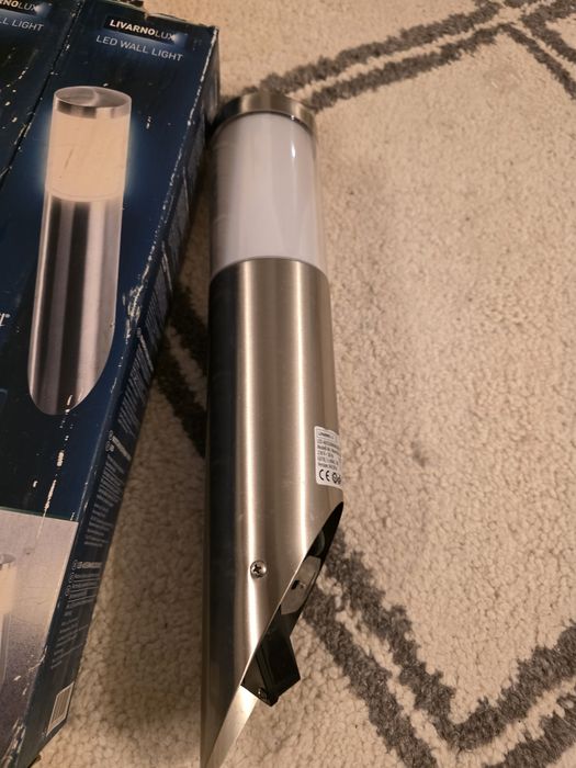 Aplica perete exterior