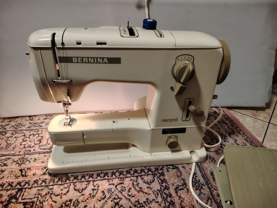Masina de cusut bernina 730.record electric