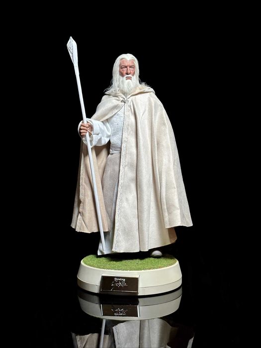 Figurina Lord of the Rings Gandalf the White 1/6