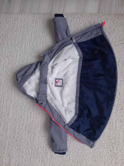 Geaca de toamna H&M mărimea 92