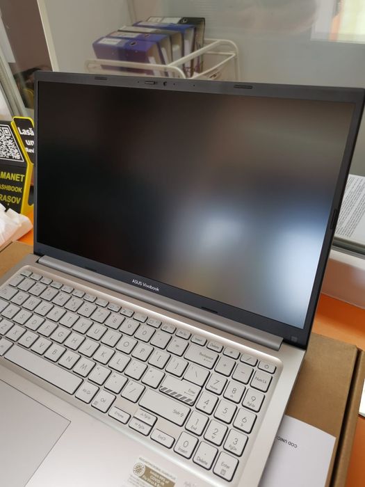 Laptop Asus Vivobook