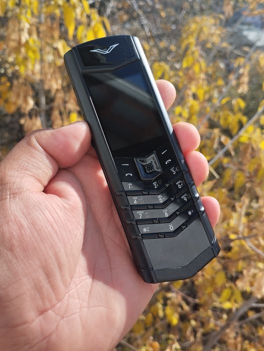 Vertu signature черный цвет