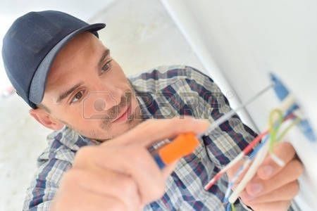 Аварийный вызов электрика в Усть-Каменогорске быстро