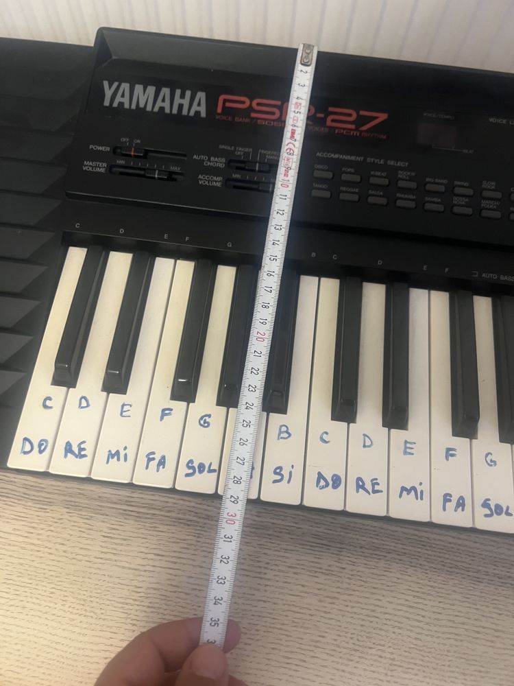Orga yamaha psr27