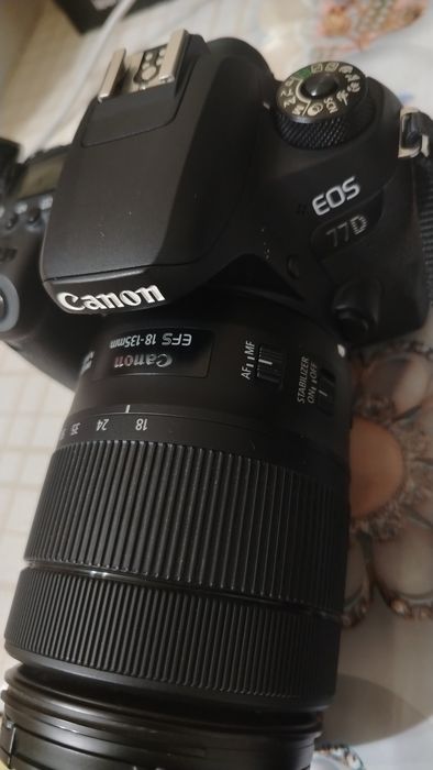 Canon 77 D сотилади 18-135мм