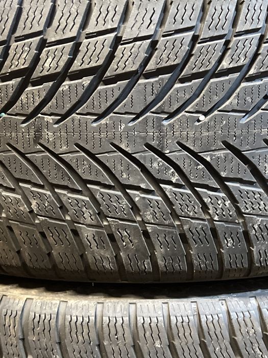 Anvelope 245/45R18-Nokian Michelin