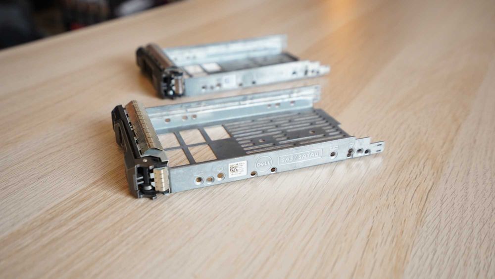 Caddy за Dell PowerEdge R710 – 30 лв/бр.