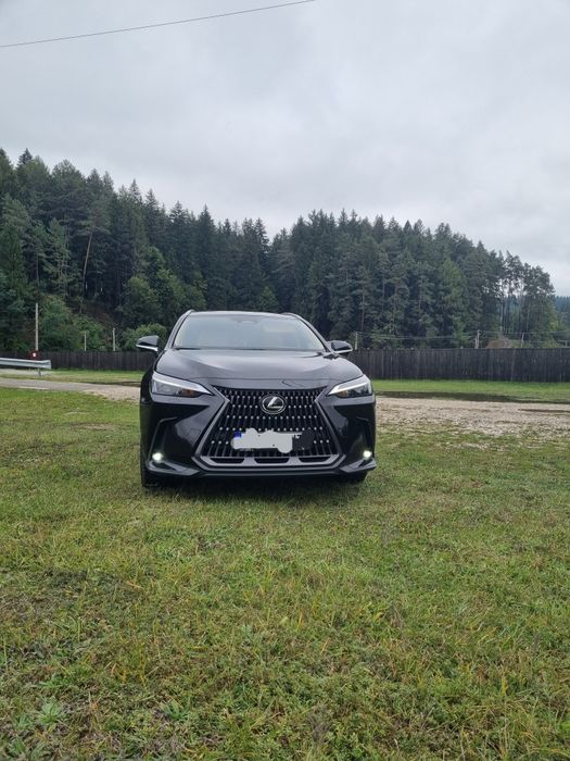 Vând Lexus NX350H