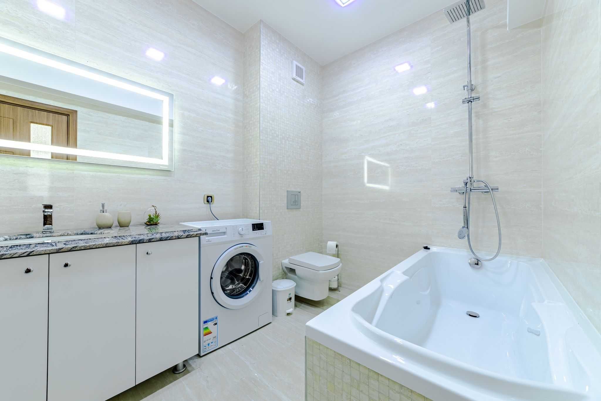 OFERTA: Apartament 2 camere LUX 80 m2 + parcare, ISARAN