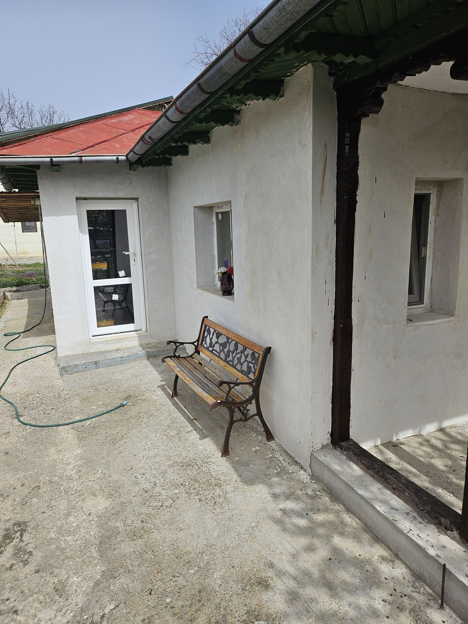 Casa de vanzare langa padure