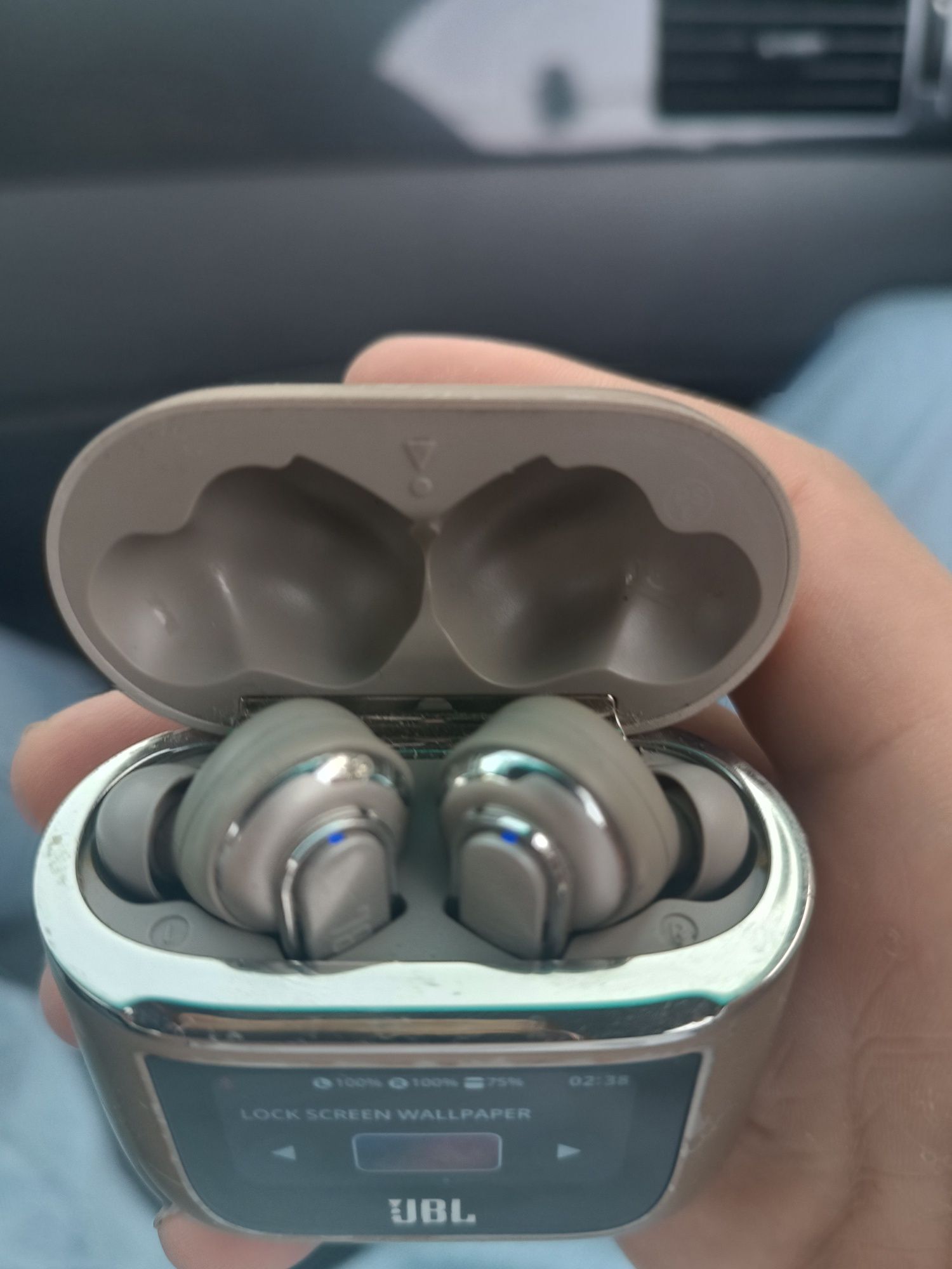 Jbl Airopots sotiladi