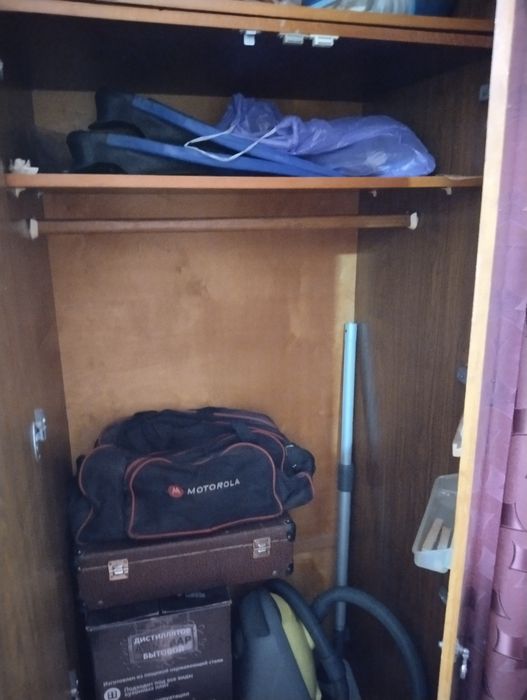 Продам шкаф для одежды