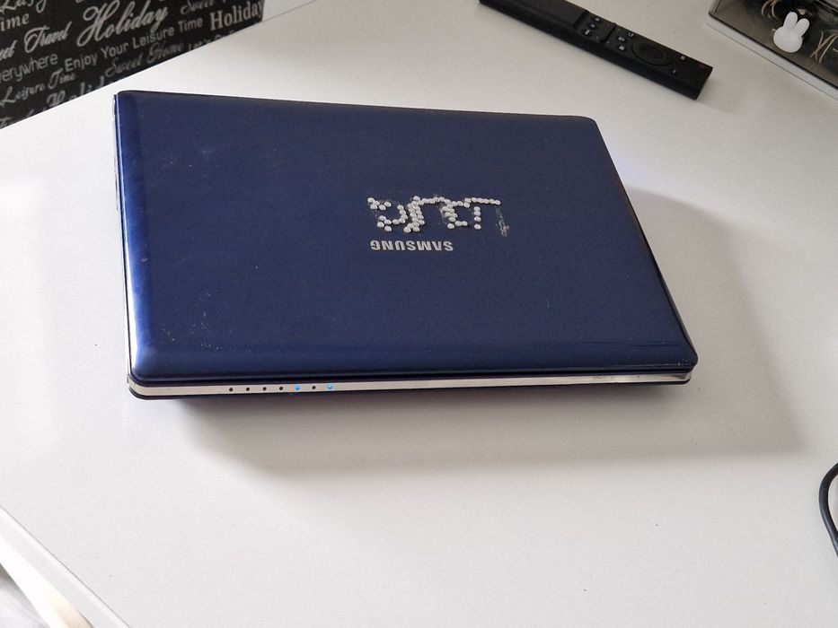 Mini laptop Samsung perfect funcțional,