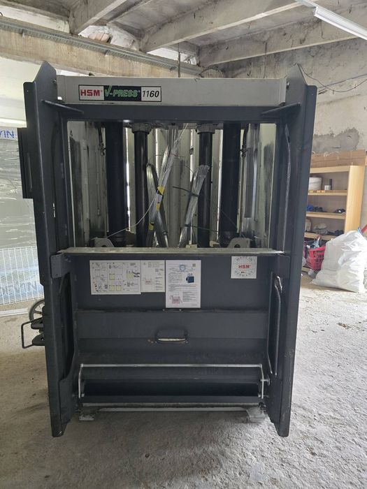 Преса за балиране на хартия, картон, пластмасово фолио HSM V - PRESS 1