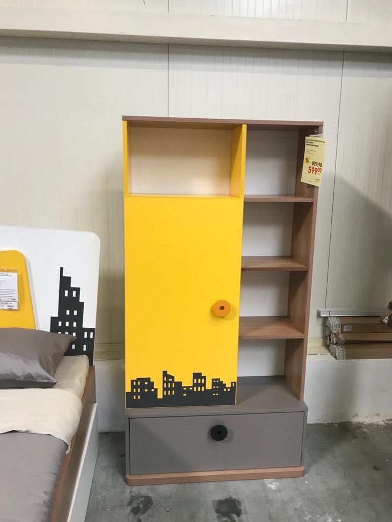 Mobilier poliță cu rafturi