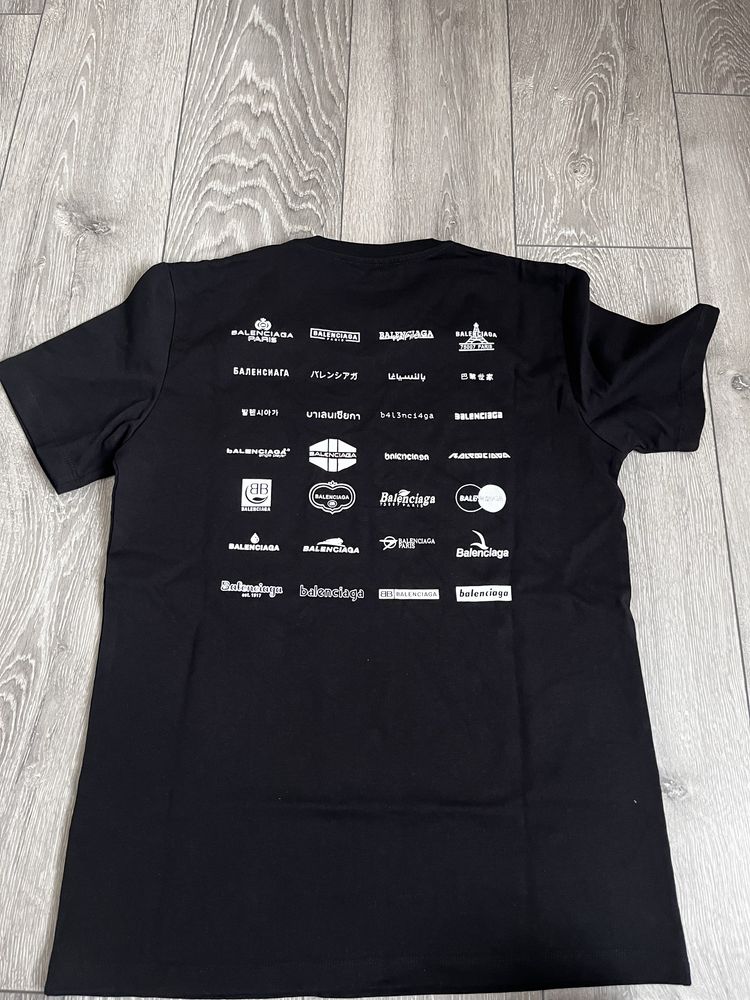 Дамска тениска Balenciaga
