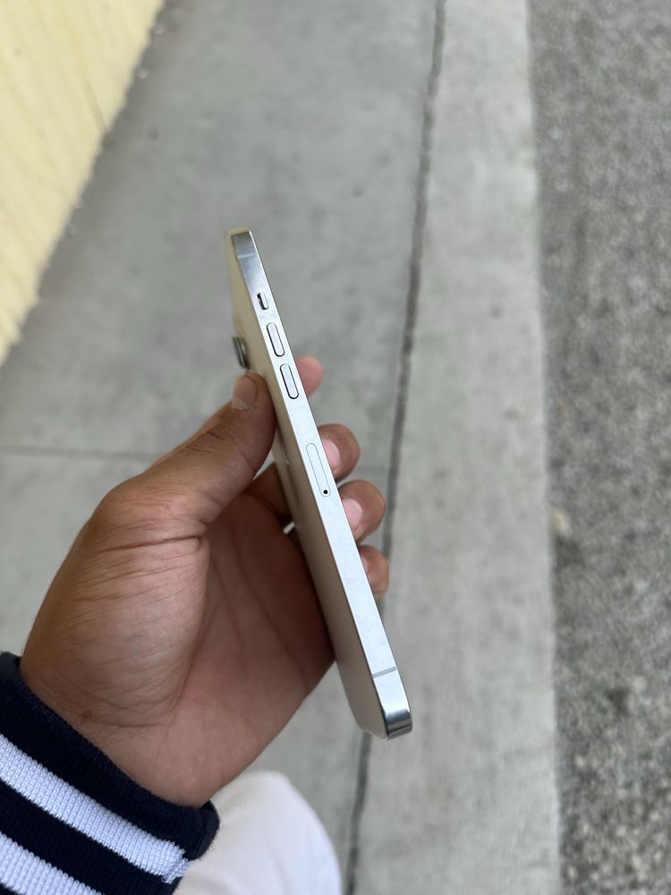 Iphone 12 Pro Max sotiladi
