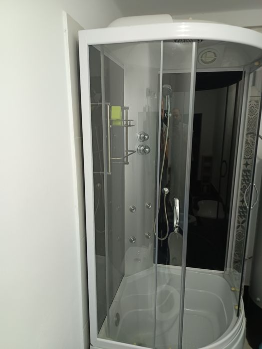 Cabina dus cu hidromasaj