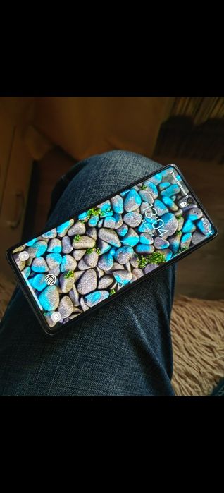 Продам Samsung s20fe