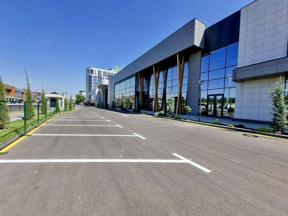 Аренда целого этажа в The Business Park 1219 кв.м.