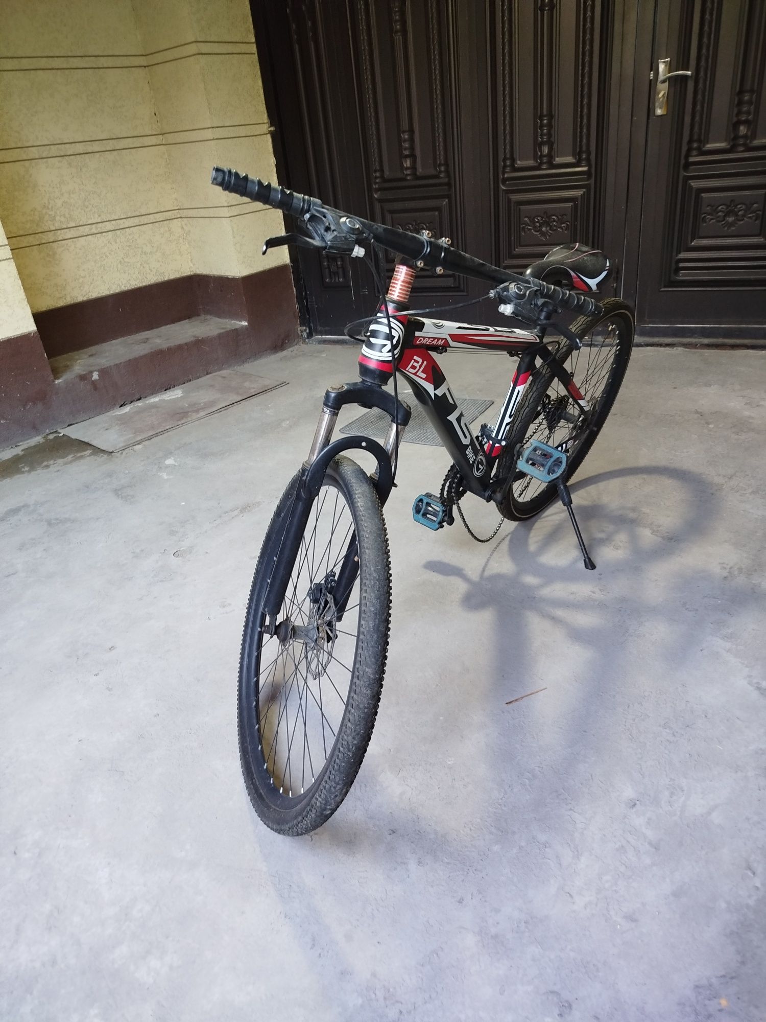 Velosiped sotiladi