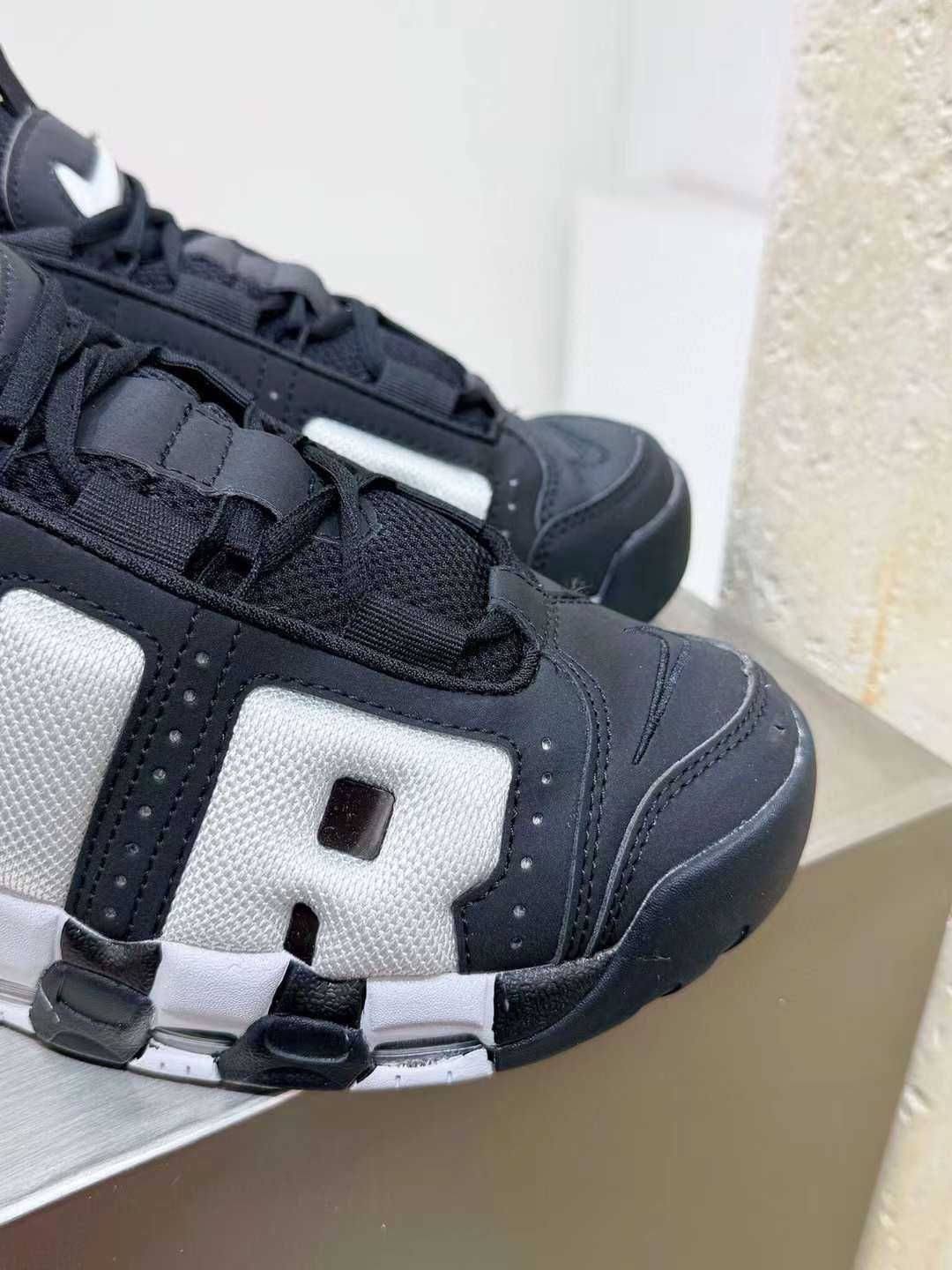 Нови мъжки маратонки Nike Air More Uptempo Low Black/Photon Dust