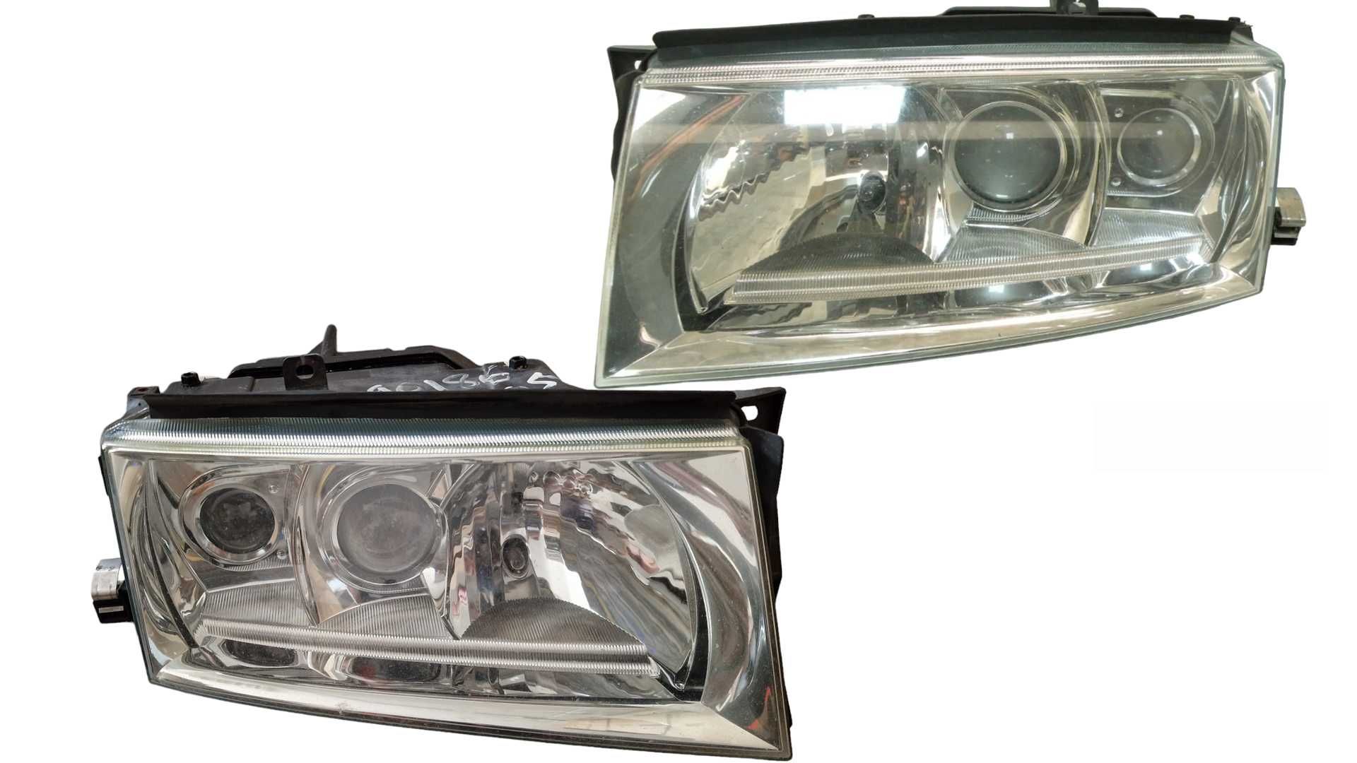 Шкода октавия 2 ксенон фар ляв десен Skoda Octavia RS xenon far desen