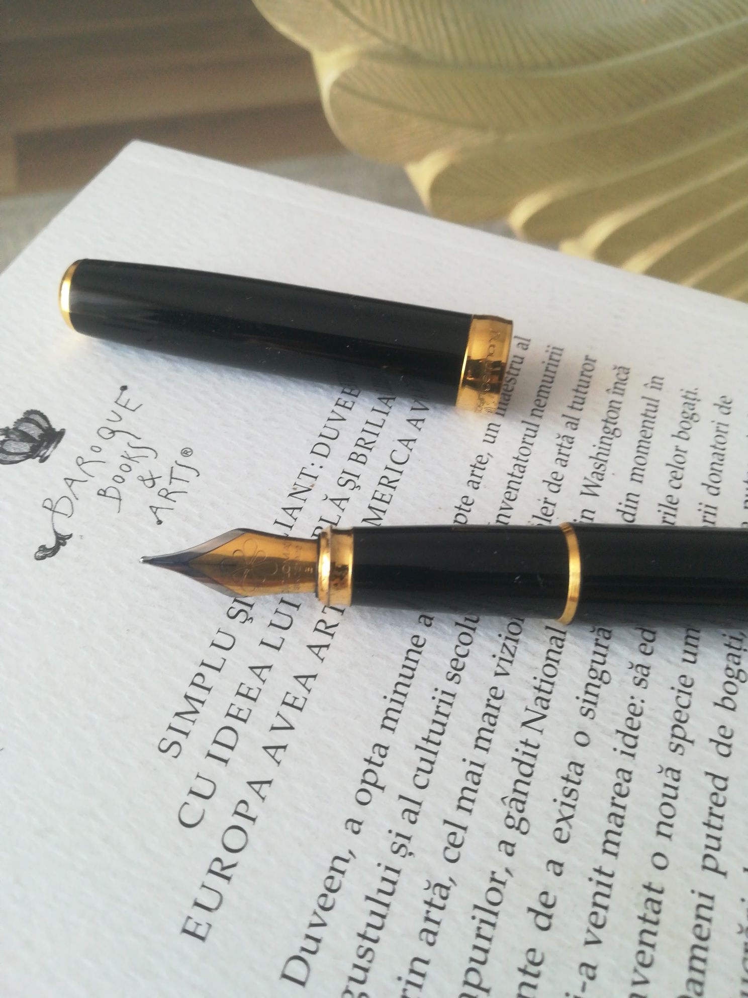 Stilou Diplomat Excellence Black Lacquer Gold stare perfecta