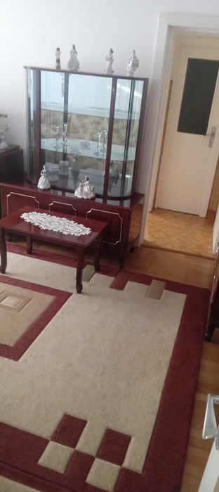 Inchiriez ap 2 cam Resita