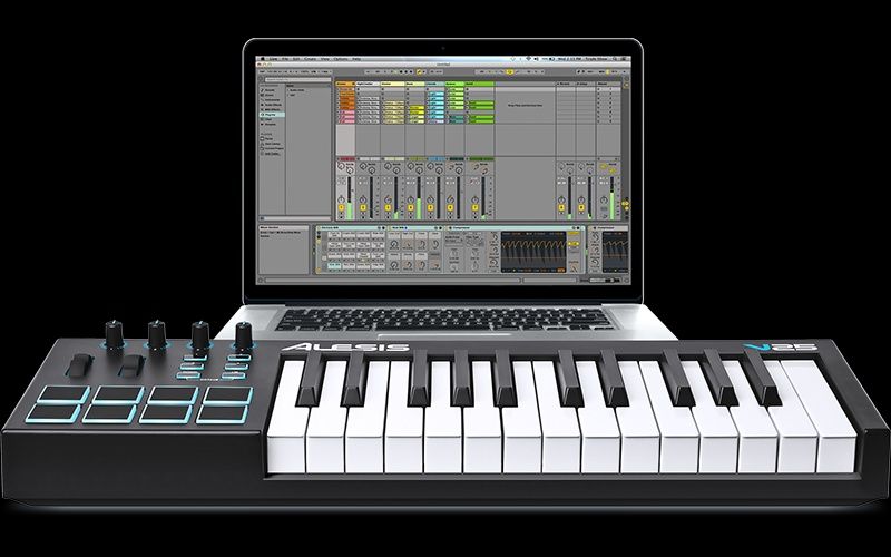 Продам миди клавиатуру Alesis V25