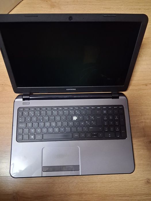 Laptop HP Compaq 15