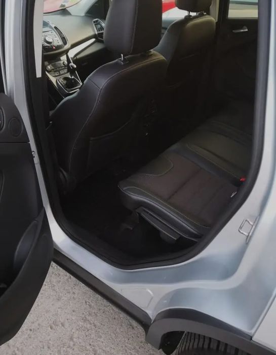 Ford Kuga, impecabilă! Euro 6, an 2015