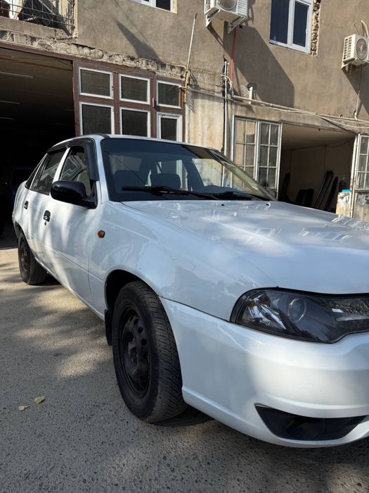 nexia2 daewoo sotiladi