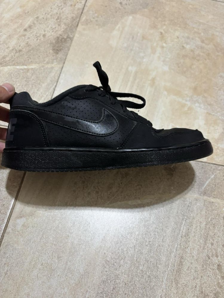 Спортни маратонки nike.
