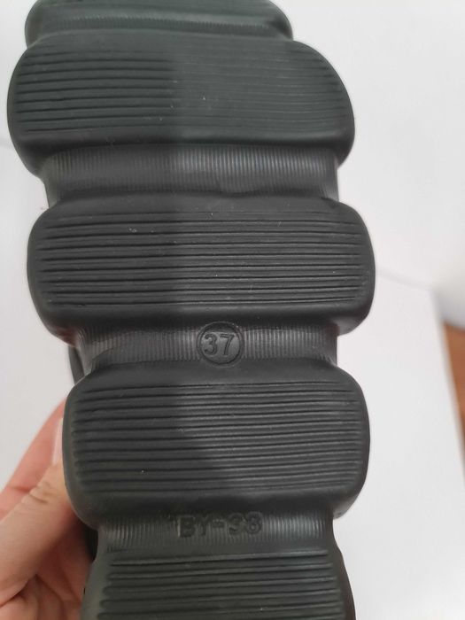 slapi crocs marime mica