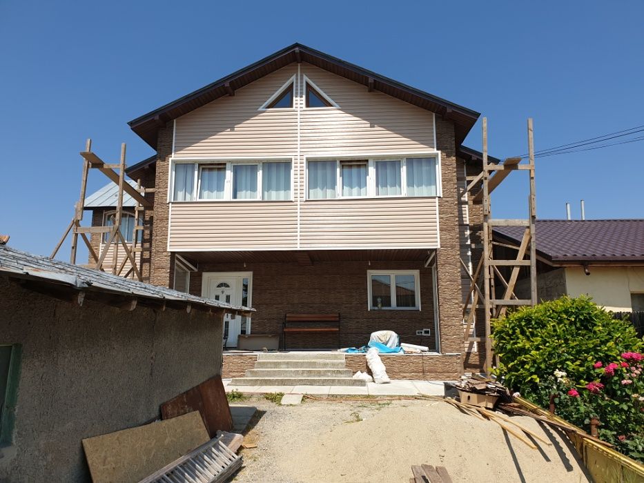 Lambriuri din PVC pentru exterior ( Siding )