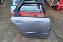 USA SPATE DREAPTA Audi A4 B7  [din 2004 pana  2008] seria Avant wagon 5-usi