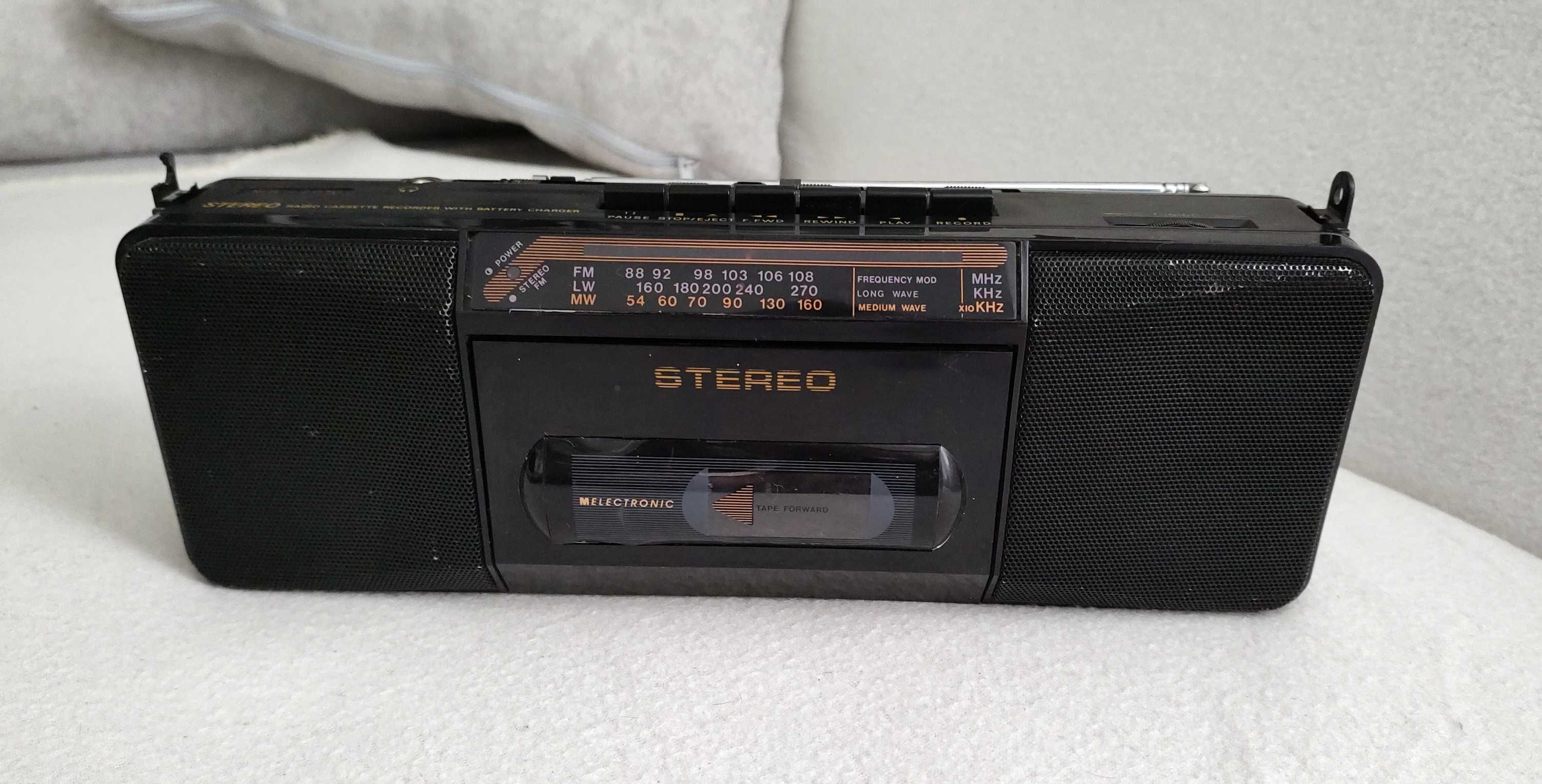 Radio casetofon Melectronic MS-2010 - anii 80 - portabil - nostalgici