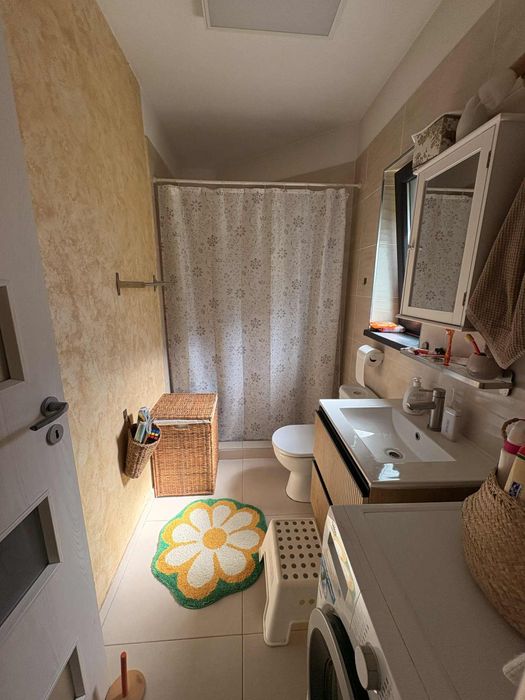 Casa cu gradina, 85 mp, langa parc Bazilescu, Bucurestii Noi