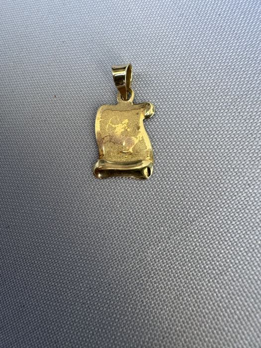 Pandantiv Sagetator aur 14 k