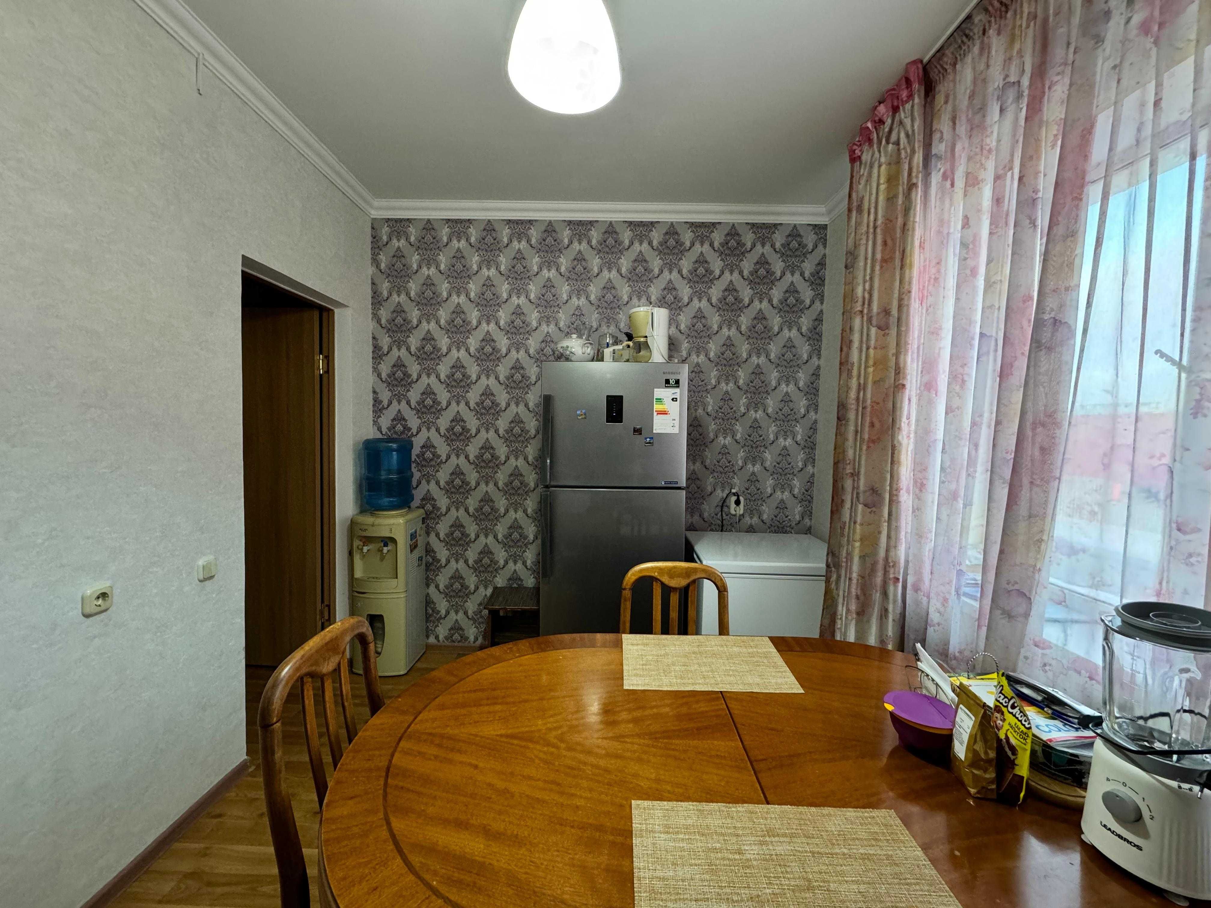 Продаём улучшенную 2 комн кв. в доме 2014 г.п. - Республики 1/4