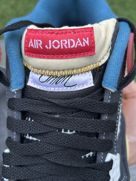 Jordan 4 UNLA off noir