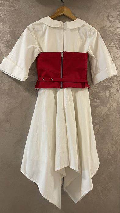 Rochie alba cu corset rosu mărimea XS