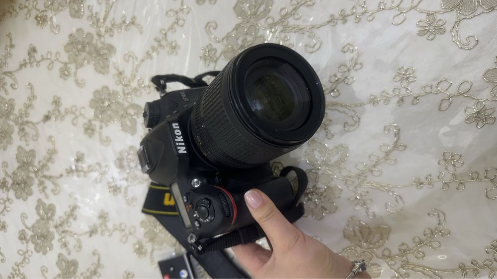 Профессиональный фотоаппарат Nikon 400$ в идеальным состоянии