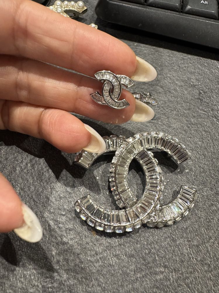 Обеци с перли и цирконии Chanel
