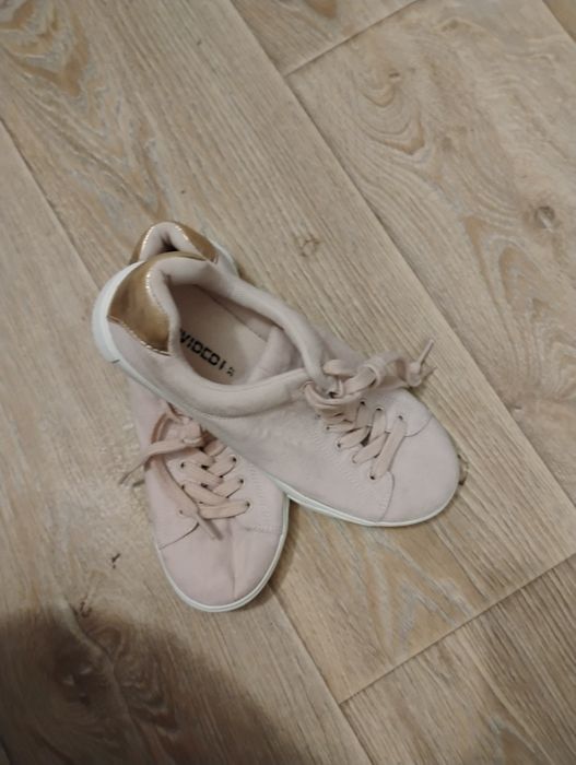 много хубави обивки