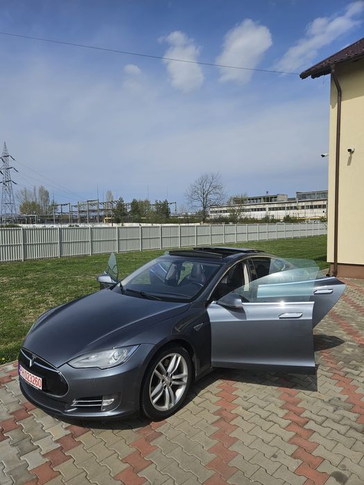 TESLA MODEL S/P85/ 420 CP   Garanție  la baterie 2028