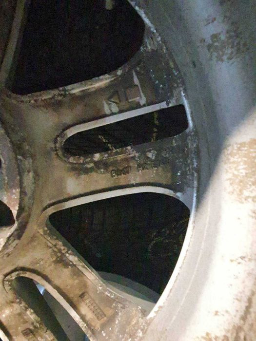 Гуми с джанти Hankook за Мерцедес 17цола 245/45/17 като нови