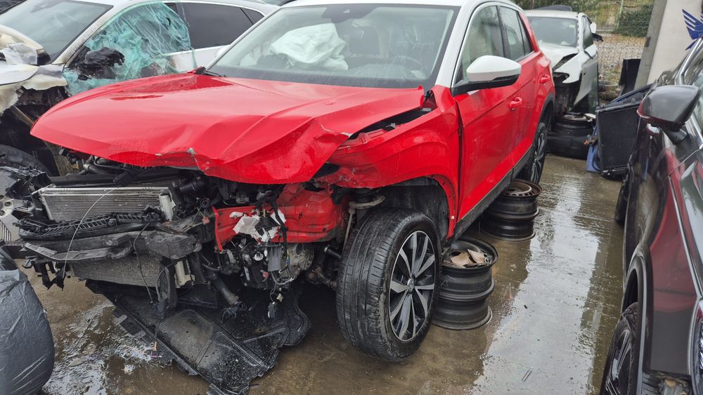 Dezmembram Volkswagen T Roc 2018 1.5tsi DAD